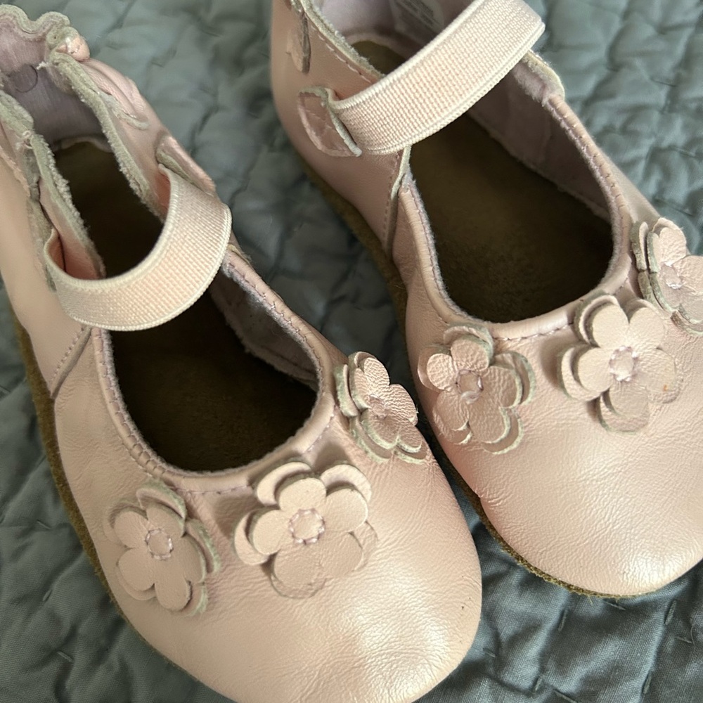 Robeez Light Pink Floral Baby Shoes